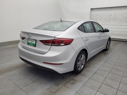 Used 2018 Hyundai Elantra SEL image 9