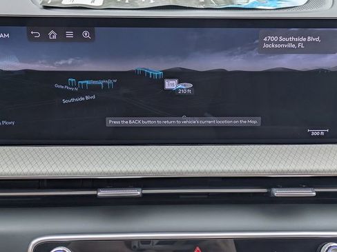 Used 2025 Genesis GV80 3.5T Prestige AWD/4WD image 24
