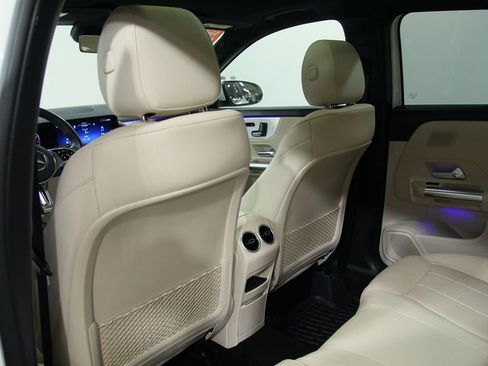 Certified 2026 Mercedes-Benz GLA 250 4MATIC image 28