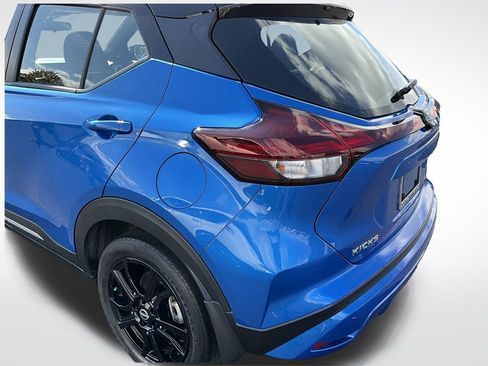 Used 2023 Nissan Kicks SR image 21