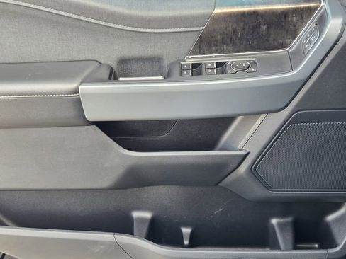 Used 2022 Ford F150 Lariat image 25