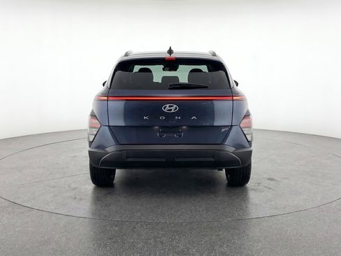 Used 2025 Hyundai Kona SEL FWD image 7