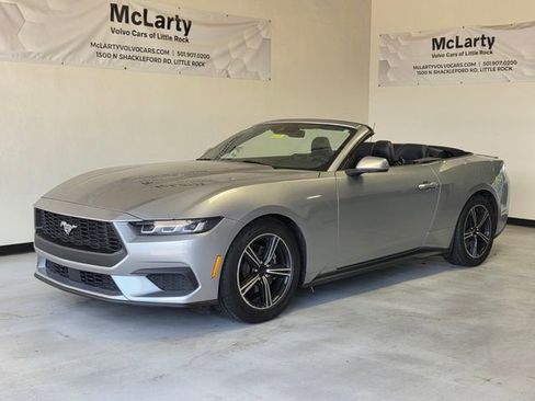 Used 2024 Ford Mustang Premium RWD image 5