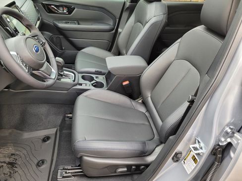 New 2025 Subaru Forester Limited image 3