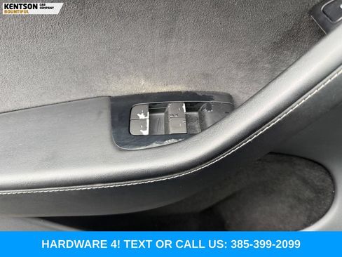 Used 2023 Tesla Model Y Long Range AWD/4WD image 15