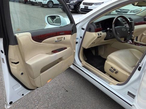 Used 2010 Lexus LS 460 L AWD/4WD image 23