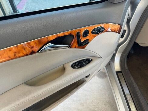 Used 2007 Mercedes-Benz E 350 Sedan image 18