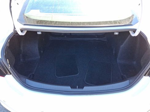 Used 2022 Chevrolet Malibu LT w/ Leather Package image 28