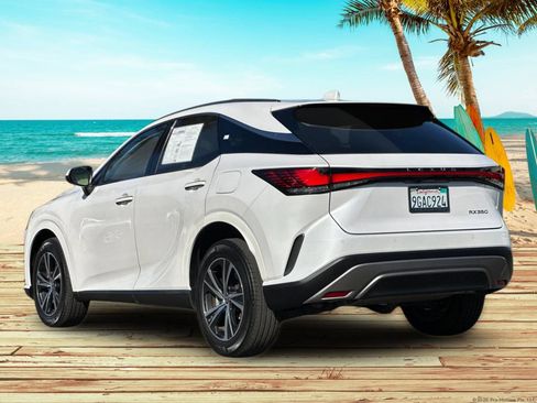 Used 2023 Lexus RX 350 Premium w/ Accessory Package (Z1) FWD image 4
