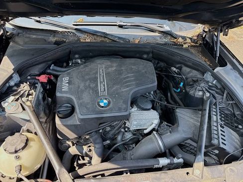 Used 2012 BMW 528i xDrive Sedan AWD/4WD image 24