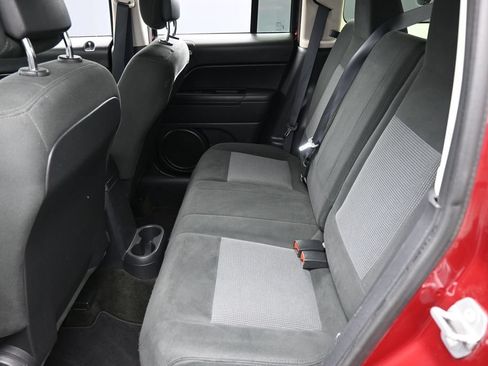 Used 2016 Jeep Patriot Sport w/ Power Value Group AWD/4WD image 23