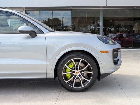 New 2026 Porsche Cayenne E-Hybrid image 11