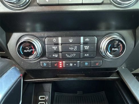 Used 2020 Ford F150 Limited w/ Trailer Tow Package image 23