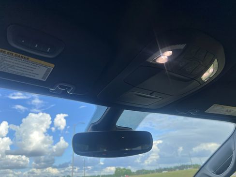 New 2026 Chrysler Pacifica Select image 24