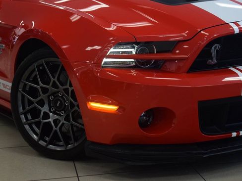 Used 2011 Ford Mustang Shelby GT500 RWD image 10