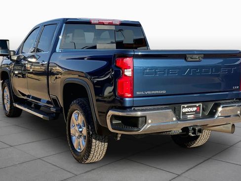 Used 2022 Chevrolet Silverado 2500 LTZ AWD/4WD image 12