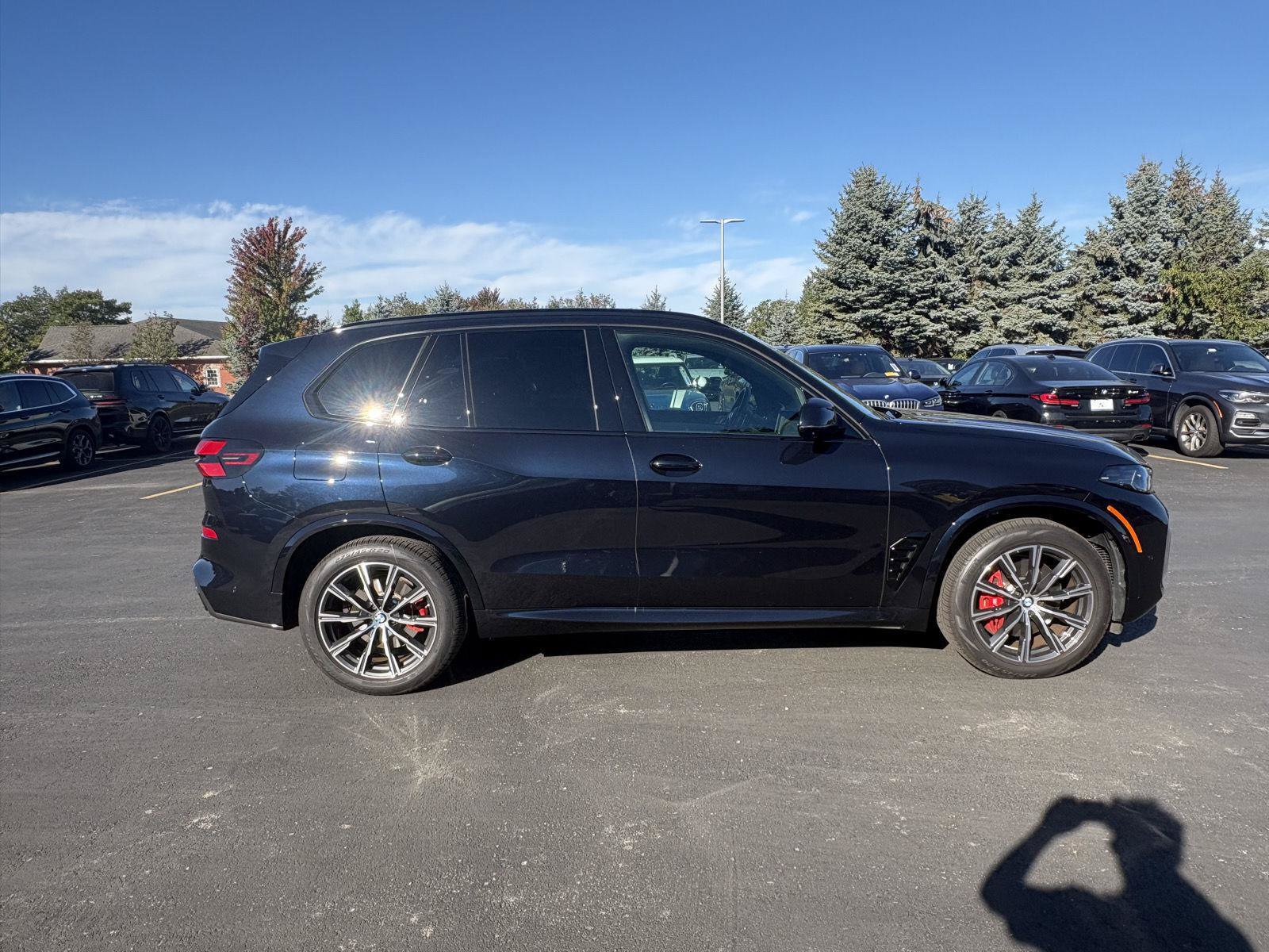 Used 2026 BMW X5 xDrive40i w/ M Sport Package AWD/4WD image 8