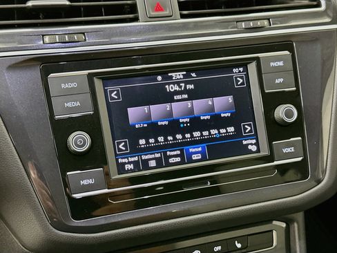 Used 2023 Volkswagen Tiguan S FWD image 18