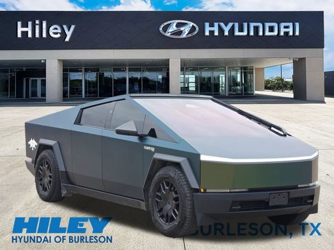 Used 2024 Tesla Cybertruck Cyberbeast AWD/4WD image 2