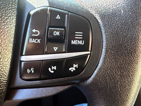 Used 2022 Ford Explorer 4WD image 17