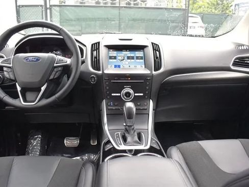 Used 2018 Ford Edge Sport w/ Equipment Group 401A AWD/4WD image 13