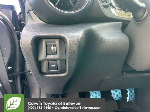 New 2025 Toyota GR86 Premium image 19