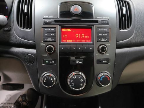 Used 2013 Kia Forte EX w/ Premium Pkg FWD image 27