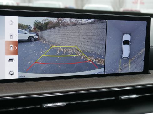 Certified 2025 Genesis GV80 3.5T Prestige image 20