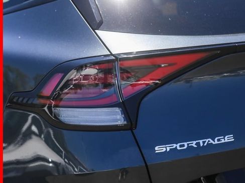 Certified 2023 Kia Sportage SX FWD image 10