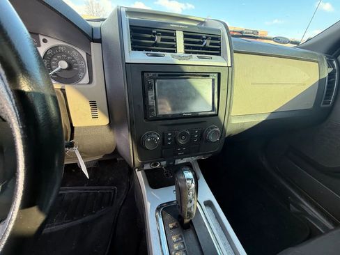 Used 2011 Mercury Mariner 2WD w/ 101A Rapid Spec Order Code image 14