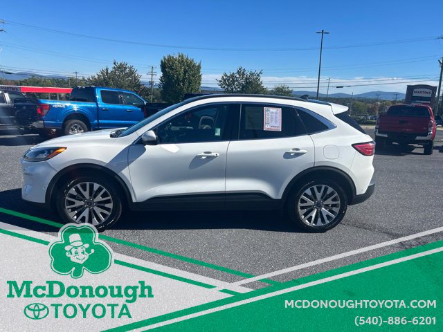 Used 2020 Ford Escape Titanium AWD/4WD image 5