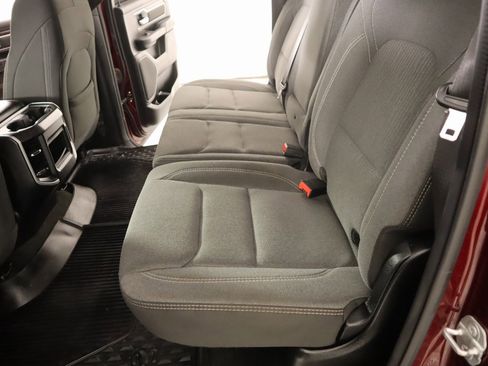 Used 2021 RAM 1500 Big Horn image 12