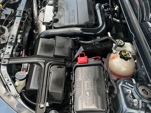 Used 2019 Chevrolet Malibu LT image 44