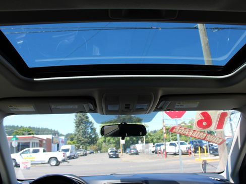 Used 2016 MAZDA CX-5 Touring w/ Bose/Moonroof Package FWD image 12