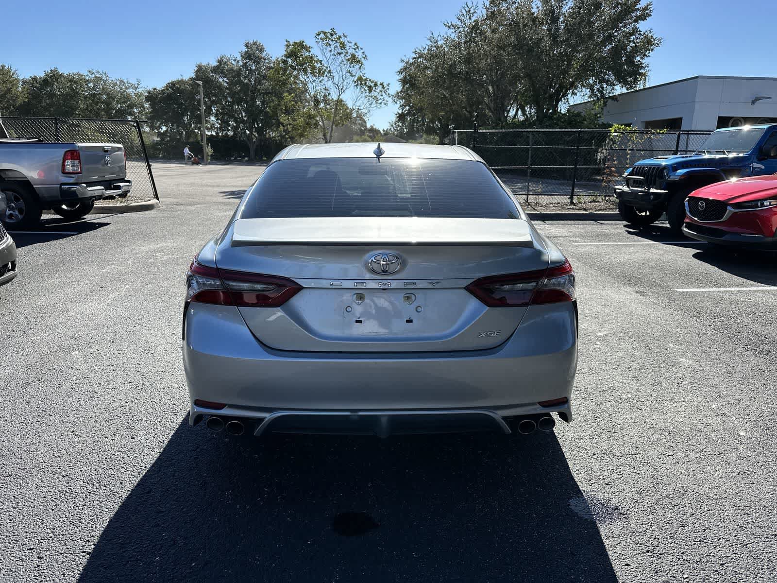 Used 2024 Toyota Camry XSE FWD image 7