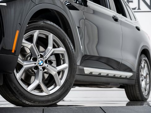 Used 2024 BMW X3 xDrive30i w/ Premium Package AWD/4WD image 27