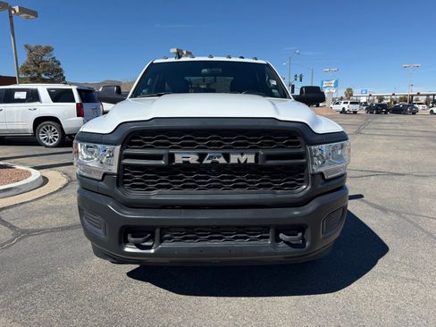 Used 2022 RAM 2500 Tradesman image 2