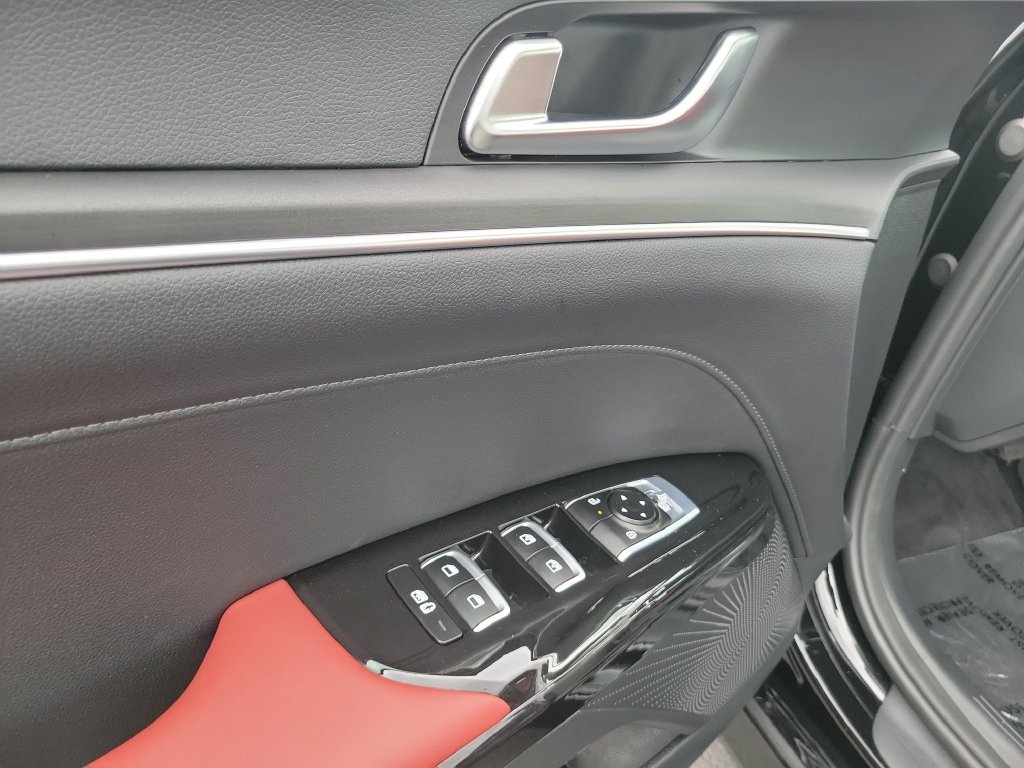 Used 2026 Kia K5 GT-Line w/ GT-Line Red Interior Package AWD/4WD image 19