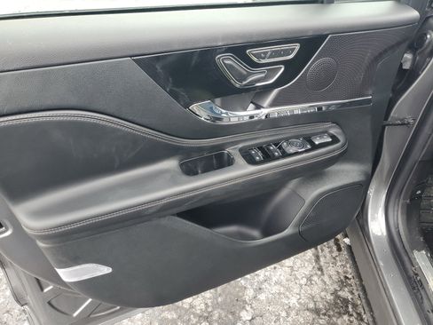 New 2026 Lincoln Corsair Reserve w/ Jet Appearance Package image 8