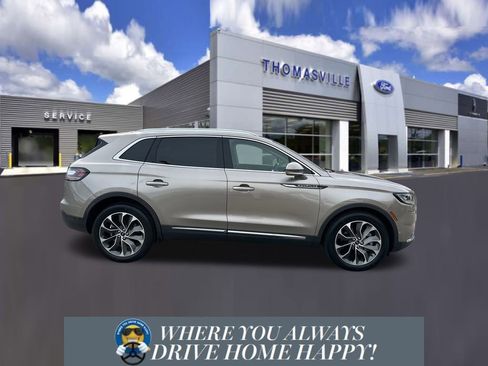 Certified 2021 Lincoln Nautilus Reserve w/ Equipment Group 201A image 2