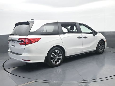 Used 2024 Honda Odyssey EX-L image 6