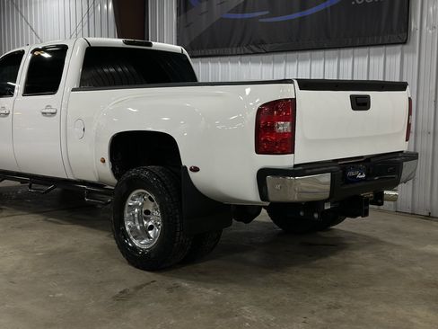 Used 2009 Chevrolet Silverado 3500 LTZ w/ LTZ Plus Package image 28