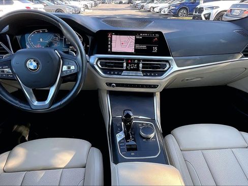 Used 2022 BMW 430i Coupe w/ Convenience Package image 16