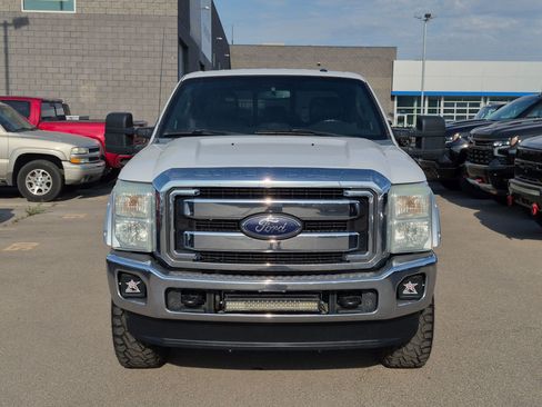 Used 2015 Ford F250 Lariat w/ Lariat Ultimate Package AWD/4WD image 9