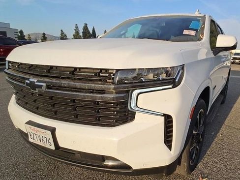Used 2022 Chevrolet Tahoe RST w/ Luxury Package AWD/4WD image 3