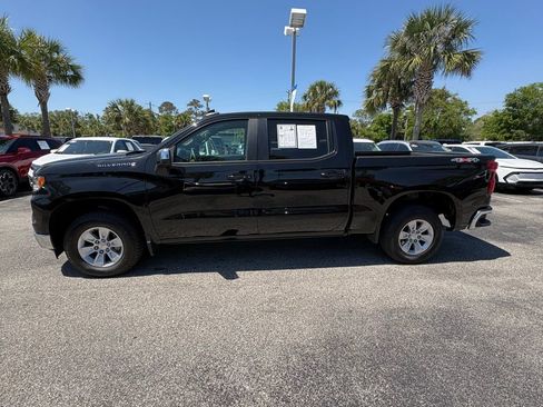 Used 2025 Chevrolet Silverado 1500 LT AWD/4WD image 4
