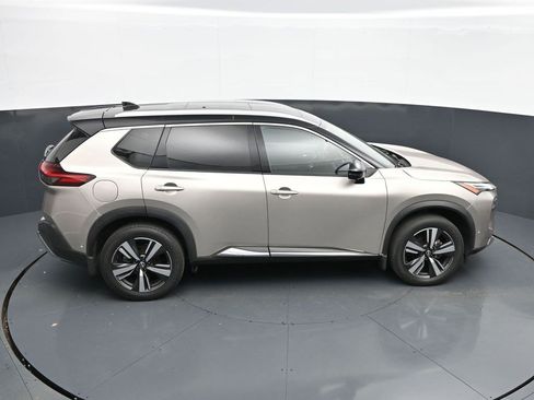 Used 2023 Nissan Rogue Platinum w/ Platinum Premium Package FWD image 26