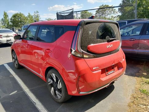 Certified 2025 Kia Soul GT-Line w/ GT-Line Technology Package FWD image 8