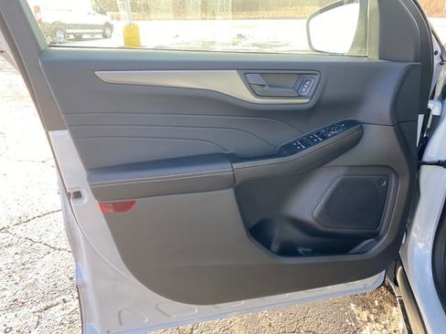 New 2026 Ford Escape Active image 12
