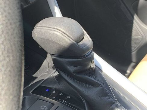 Used 2021 Toyota RAV4 XLE FWD image 26